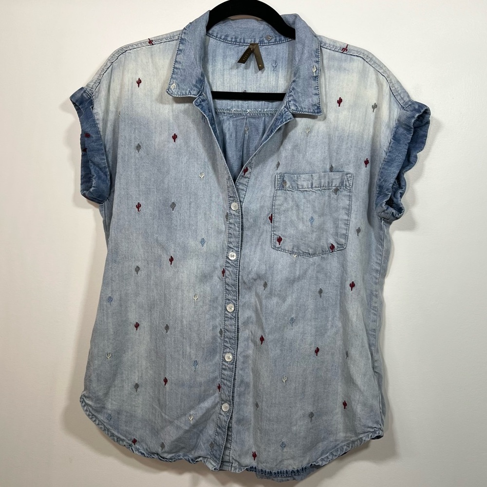 Stetson Button Down Top with Cactus Embroidery size M